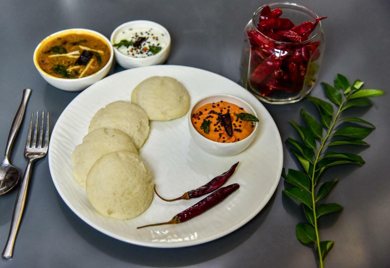 Hotel Varanasi Ganges Екстериор снимка